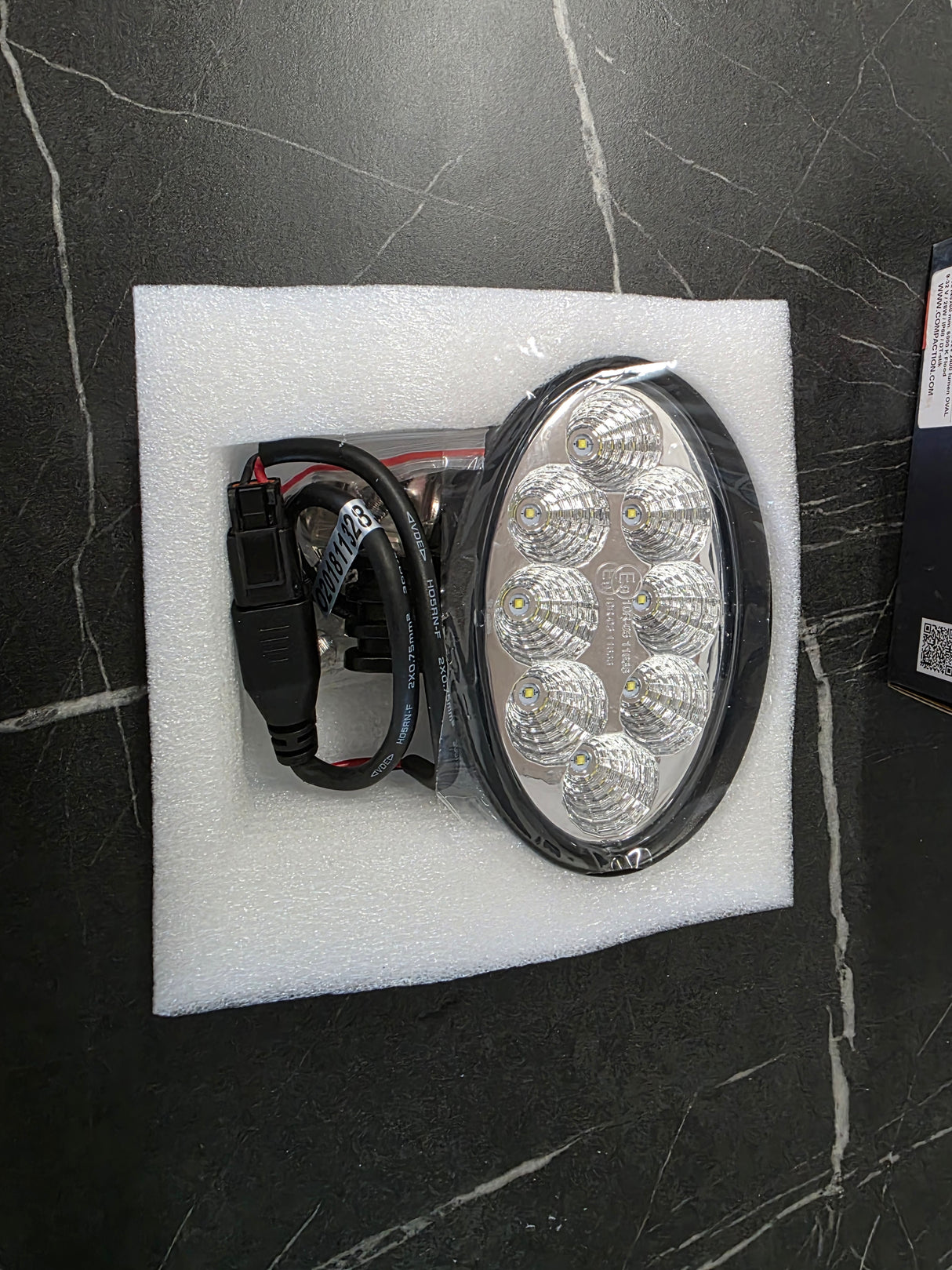 Oval LED Arbejdslys 2400 Lumen (9–32V, 24W)